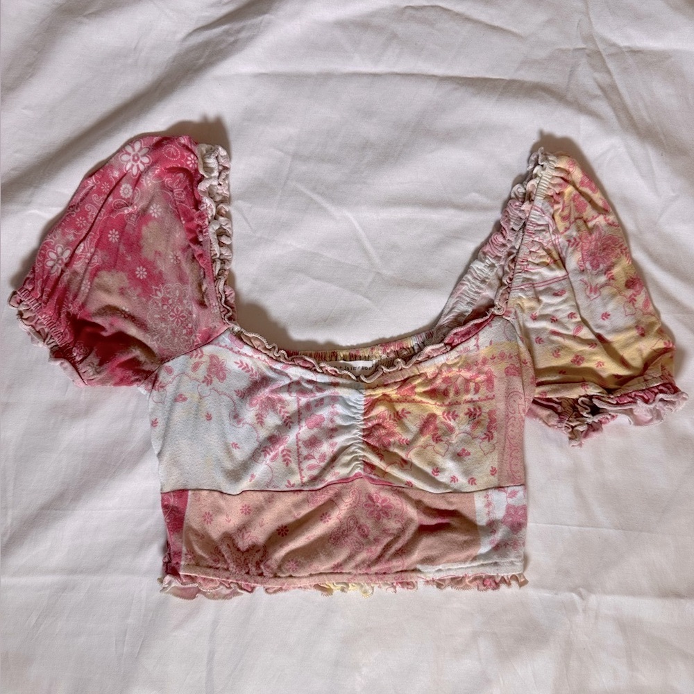 Floral Patchwork Puff Sleeve Top